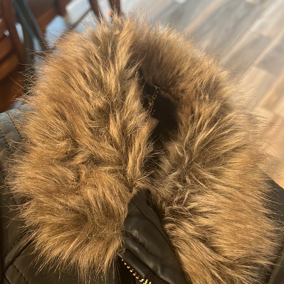 Girls faux leather jacket **excellent** condition. - Picture 12 of 15